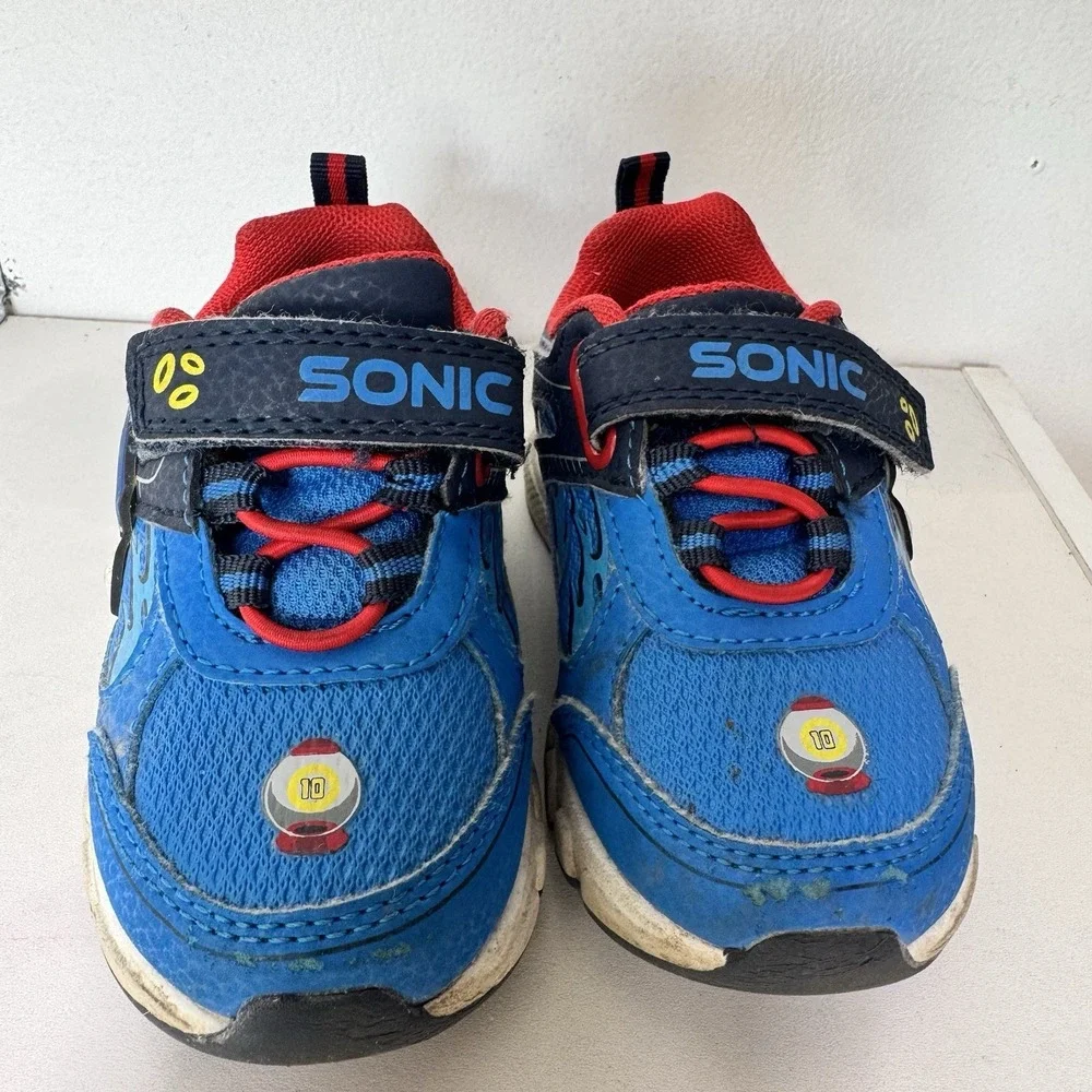 Used Sneakers‎ • Toddler Boy • Sonic the Hedgehog Light-Up Shoes - Size 6